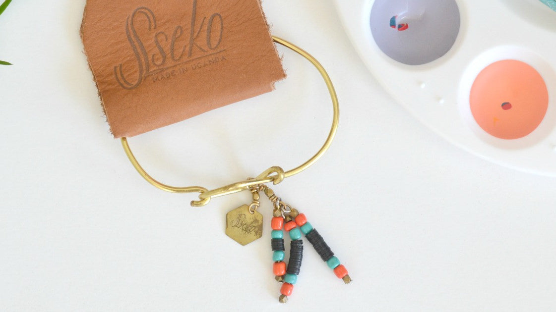 Sseko Designs Giveaway! {comment here to enter}