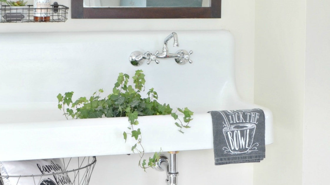 Vintage sink in the mudroom
