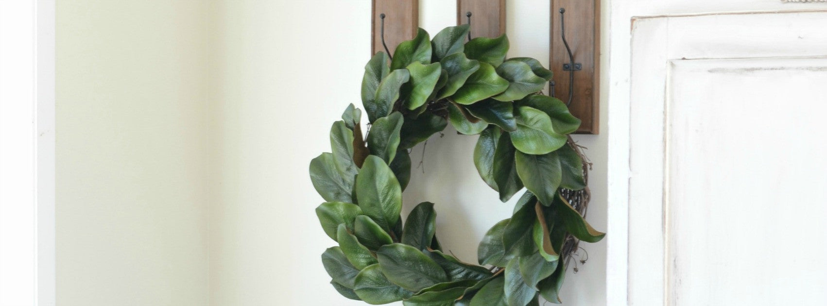 Magnolia Wreath DIY Tutorial